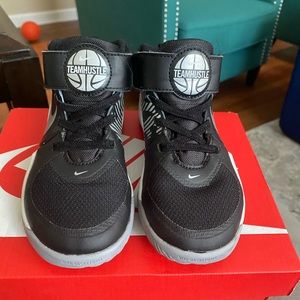 Nike basketball shoes size 12